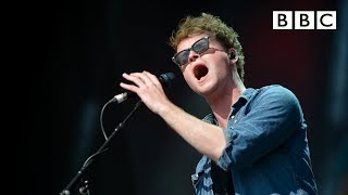 Kodaline perform All I Want  Glastonbury 2014  BBC [upl. by Emerald576]