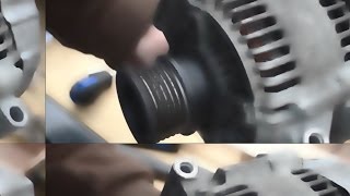 How to Remove Alternator Pulley in a few seconds [upl. by Atsuj]