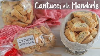 CANTUCCI ALLE MANDORLE DI BENEDETTA Ricetta Facile [upl. by Evelin]