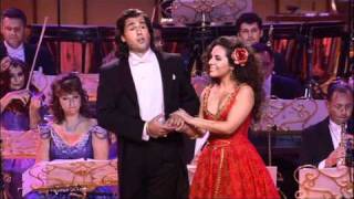 Wer Uns Getraut sung by Carmen Monarcha and Morschi Franz in Dresden [upl. by Storz]