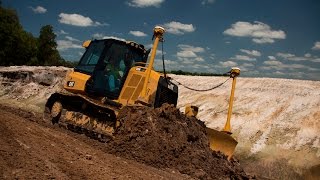 Cat® D3K2 D4K2 D5K2 Small Dozers Grade Control Features Overview [upl. by Stella]