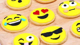 HOW TO MAKE EMOJI COOKIES  NERDY NUMMIES [upl. by Gnoud]