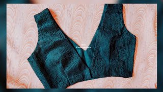 Deep neck Saree Blouse Cutting and Stitching  V neck blouse cutting and stitching in Hindi [upl. by Nayllij282]