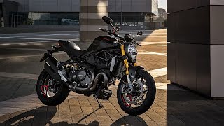 2020 Ducati Monster 1200 S Review  MC Commute [upl. by Normalie]